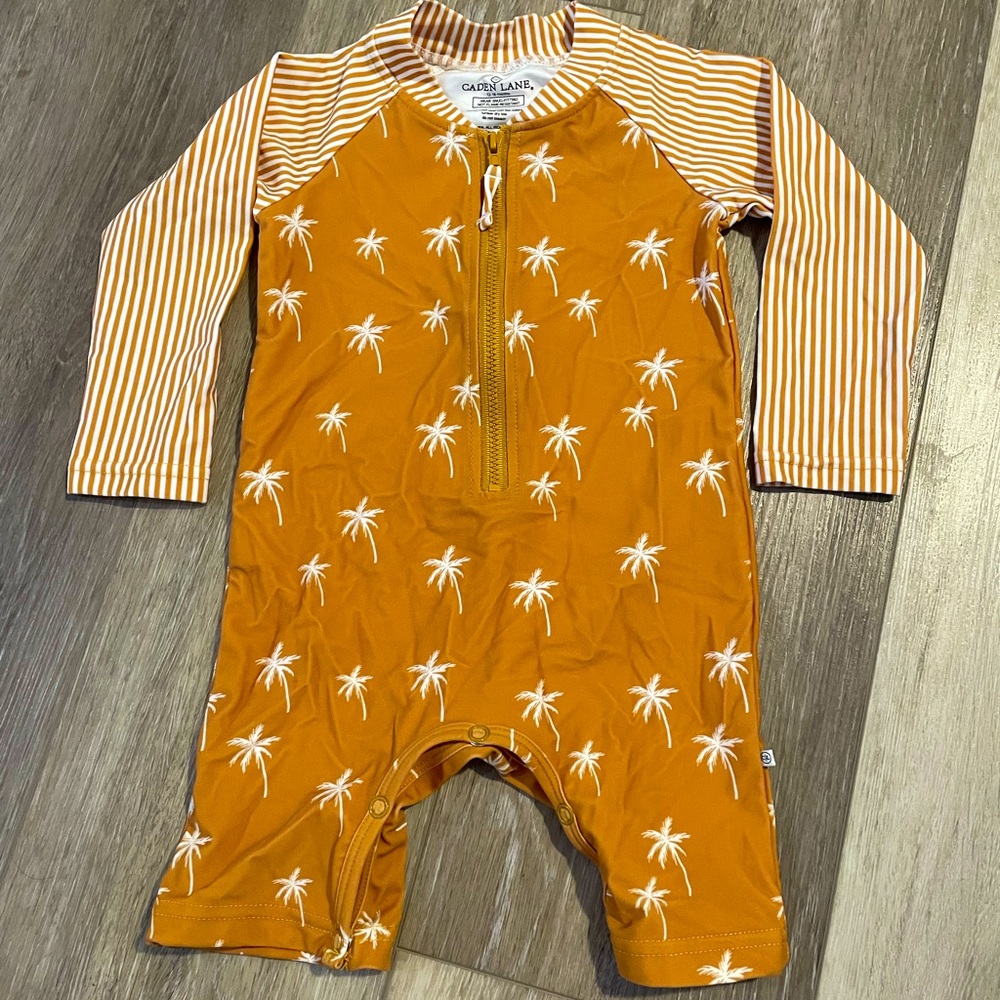 Caden Lane Long sleeve rash guard swim romper shortie 12-18 months